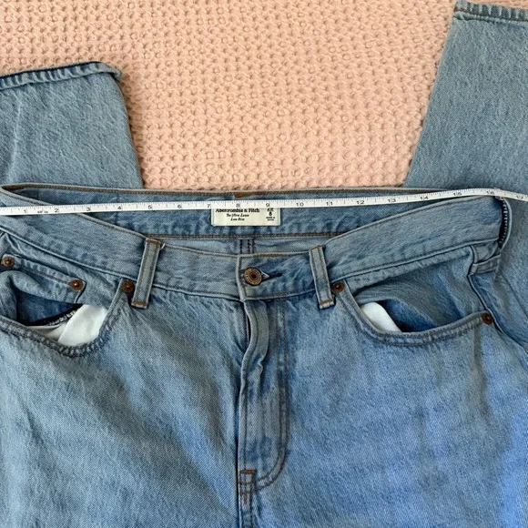 Abercrombie & Fitch The Ultra Loose Low Rise Jeans Size 29/8 - Picture 8 of 10